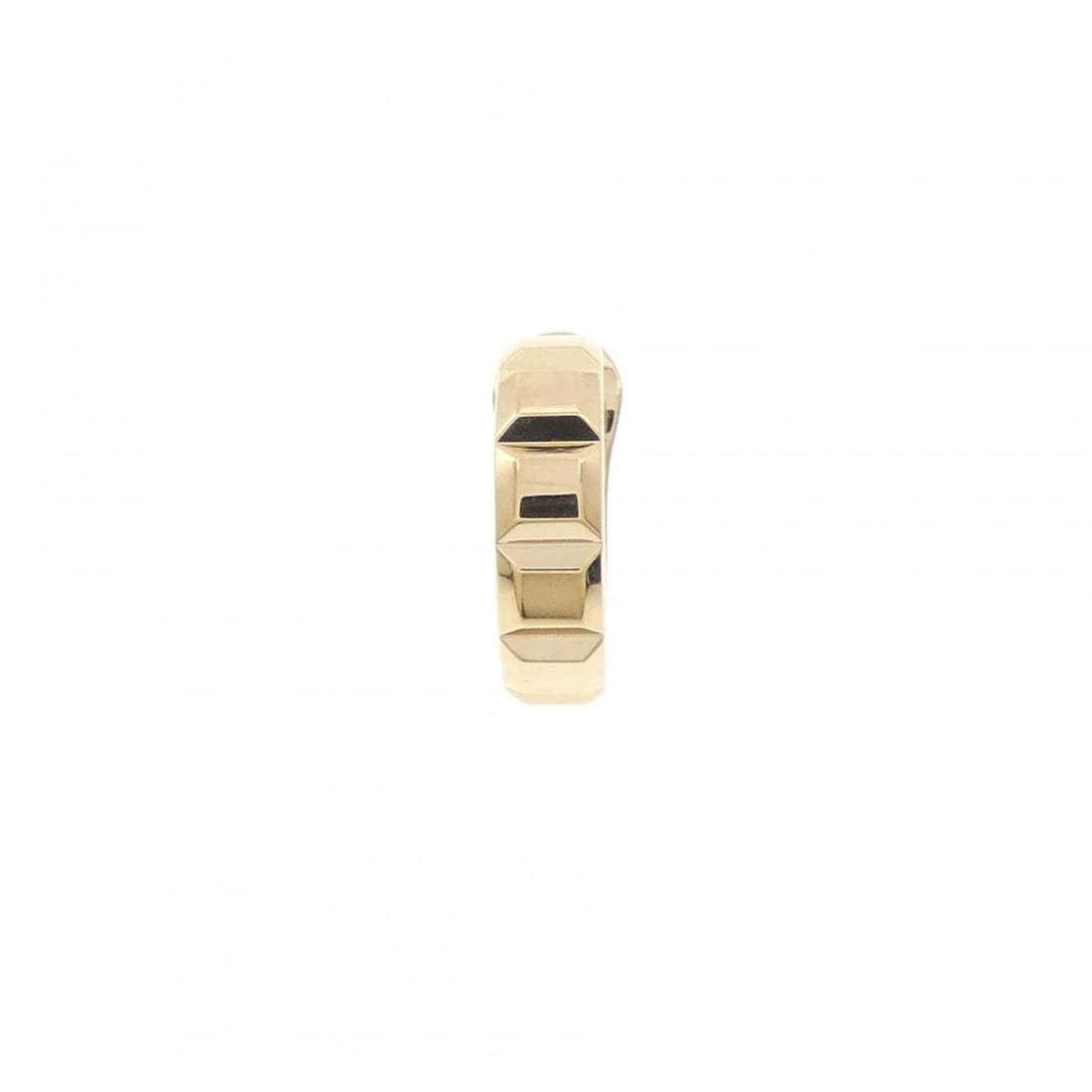 BOUCHERON CLOU DE PARIS PIERCE (SINGLE EAR): Boucheron Clou de Paris Pierce (Single Ear) Brand: Boucheron Type/Style: Boucheron Pierce/Earring Material: 750 yellow gold Color: Yellow Gold Size: Actual Size Approx. height x width: 10.5mm x 2.9mm
