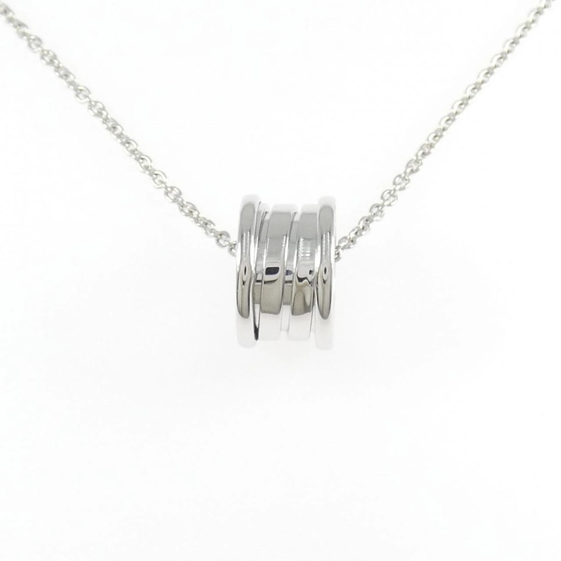 BVLGARI NECKLACE: Bvlgari Necklace Brand: BVLGARI Type/Style: Bulgari Necklace Material: 750 white gold Color: white gold Size: length41cmActual Size Pendant length approx. x width approx.: 14.6mmx8.8mm Chain maximum