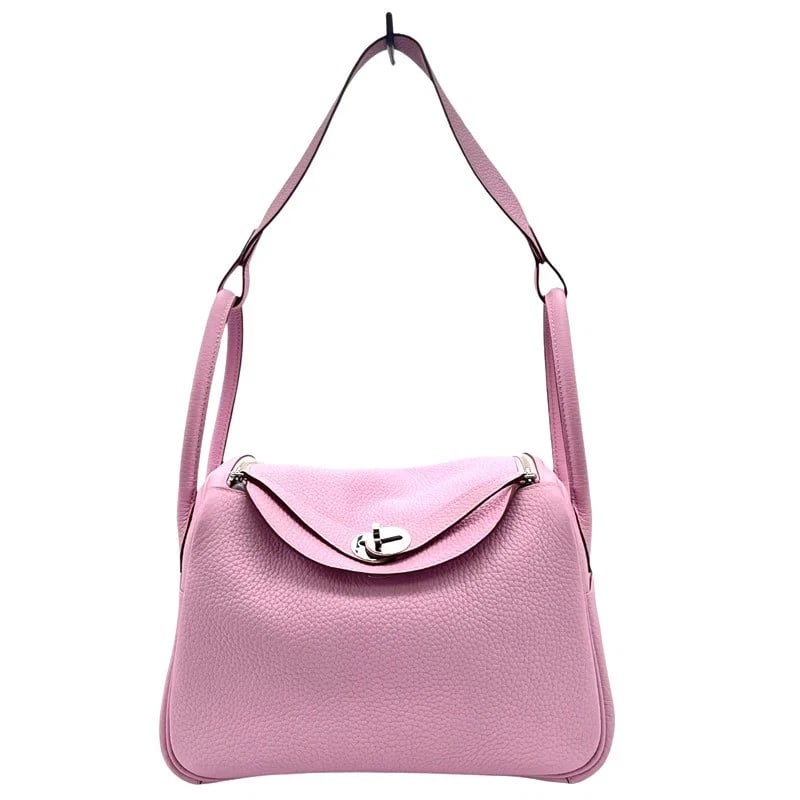 HERMES LINDY 26 U MAUVE SYLVESTRE SHOULDER BAG: HERMES Lindy 26 U Mauve Sylvestre Shoulder Bag Brand: HERMES Type/Style: Shoulder Bag Material: Taurillon Clemence Color: Mauve Sylvestre / SV Hardware Size: W: 26cm / H: 18cm / D: 13cm Accessorie