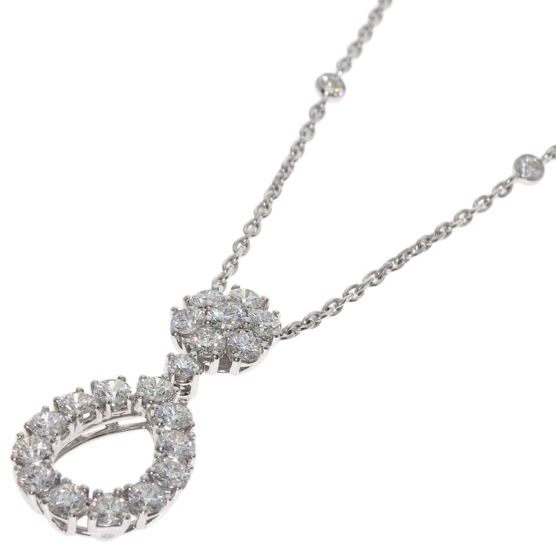 CHOPARD DIAMOND NECKLACE K18 WHITE GOLD: Chopard Diamond Necklace K18 White Gold Brand: Chopard Type/Style: Necklace Material: K18 White Gold Main Stone Natural Color: Silver Size: Chain Length:16.5inch/42cm Chain Width:0.6inch/1.4mm Top Siz