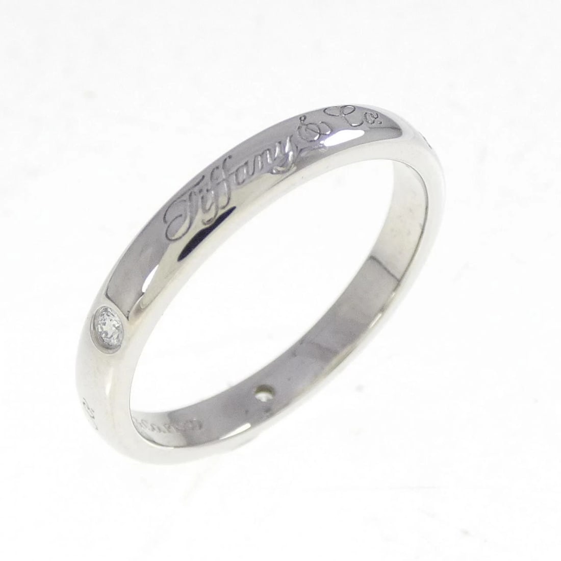 TIFFANY & CO. NOTES LUCIDA RING: TIFFANY & Co. Notes Lucida Ring Brand: TIFFANY&Co. Type/Style: TIFFANY & Co. Ring Material: Platinum950 Main Stone Natural Color: SILVER Size: US5 1/4 Accessories: None Accessories Notice: When