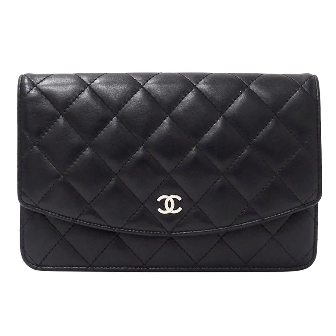 CHANEL MATELASSE HANDBAG CLUTCH BAG: Chanel Matelasse handbag clutch bag Brand: Chanel Type/Style: Long wallet (bi-fold) Material: Leather Color: Black Size: 13cm x 19cm x 3cm / 5.11'' x 7.48'' x 1.18'' Accessories: None Acce