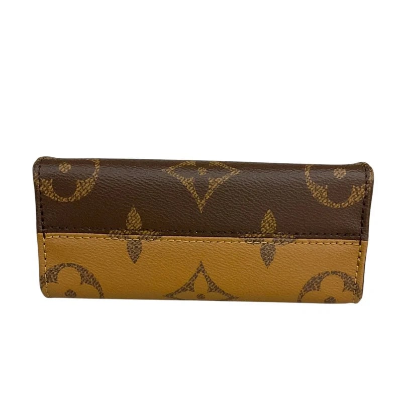 LOUIS VUITTON BROWN MONOGRAM GIANT REVERSE - 6