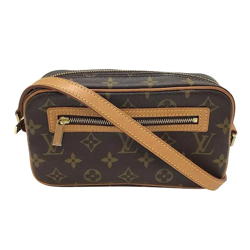 LOUIS VUITTON BROWN MONOGRAM SHOULDER BAG: LOUIS VUITTON Brown Monogram Shoulder Bag Brand: LOUIS VUITTON Type/Style: Shoulder Bag Material: Monogram Color: Braun / GD Hardware Size: W: 21cm / H: 13cm / D: 5cm Accessories: None Accessories