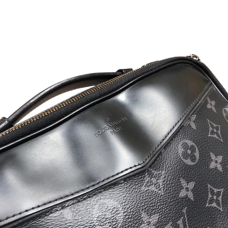 LOUIS VUITTON MONOGRAM ECLIPSE BODY BAG - 3