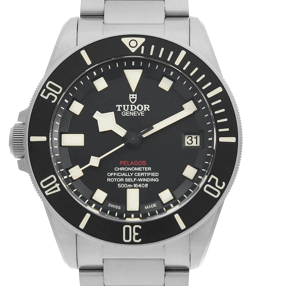 TUDOR PELAGOS TITANIUM WATCH: TUDOR Pelagos Titanium watch Brand: TUDOR Type/Style: Wrist watch Material: Band Material Titanium, Case Material Titanium Color: Dial Color Black Size: Case:W42mm Circumference of Wrist:20.5cm Ac