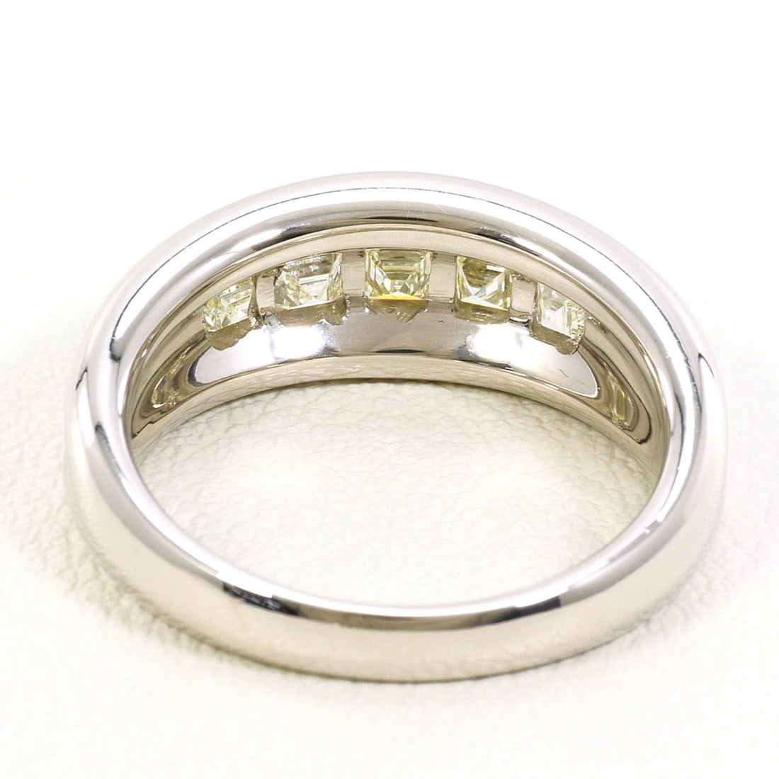 PT900 PLATINUM RING - 4
