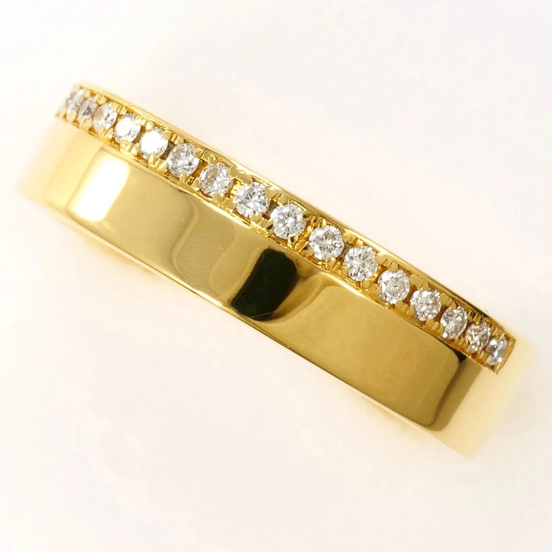18K YELLOW GOLD RING DIAMOND: 18K Yellow Gold Ring Diamond Brand: Unbranded Type/Style: Band ring Material: Color: Yellow gold Size: 5 US Accessories: None Accessories Notice: When purchasing pre-owned goods, please refer to the