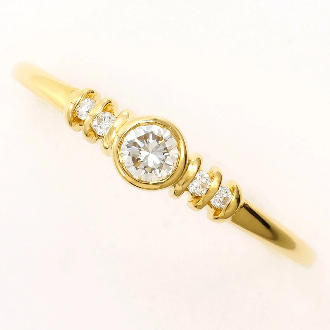 18K YELLOW GOLD RING DIAMOND: 18K Yellow Gold Ring Diamond Brand: Unbranded Type/Style: Band ring Material: Color: Yellow gold Size: 13 US Accessories: None Accessories Notice: When purchasing pre-owned goods, please refer to the