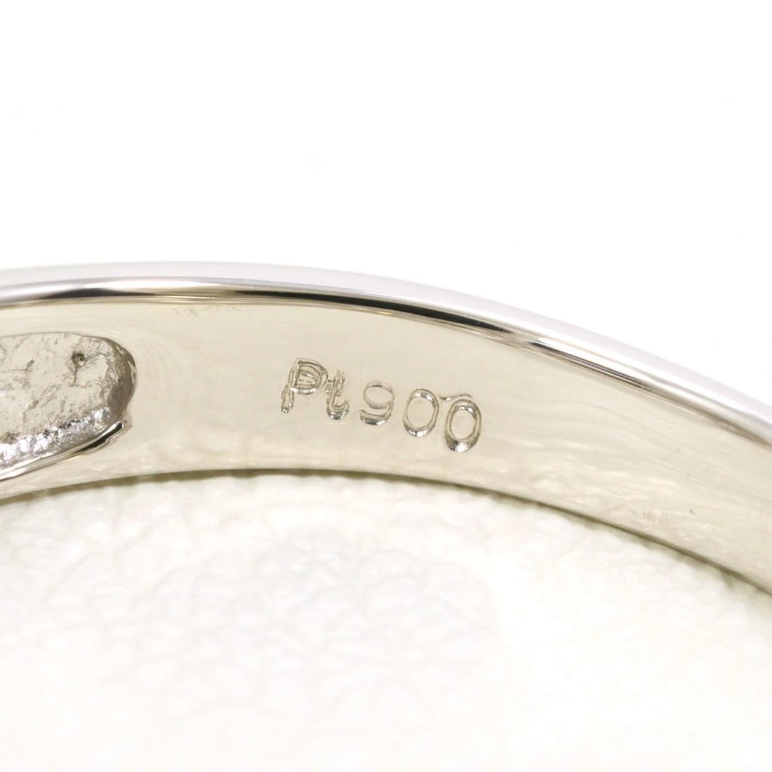 PT900 PLATINUM RING DIAMOND - 4