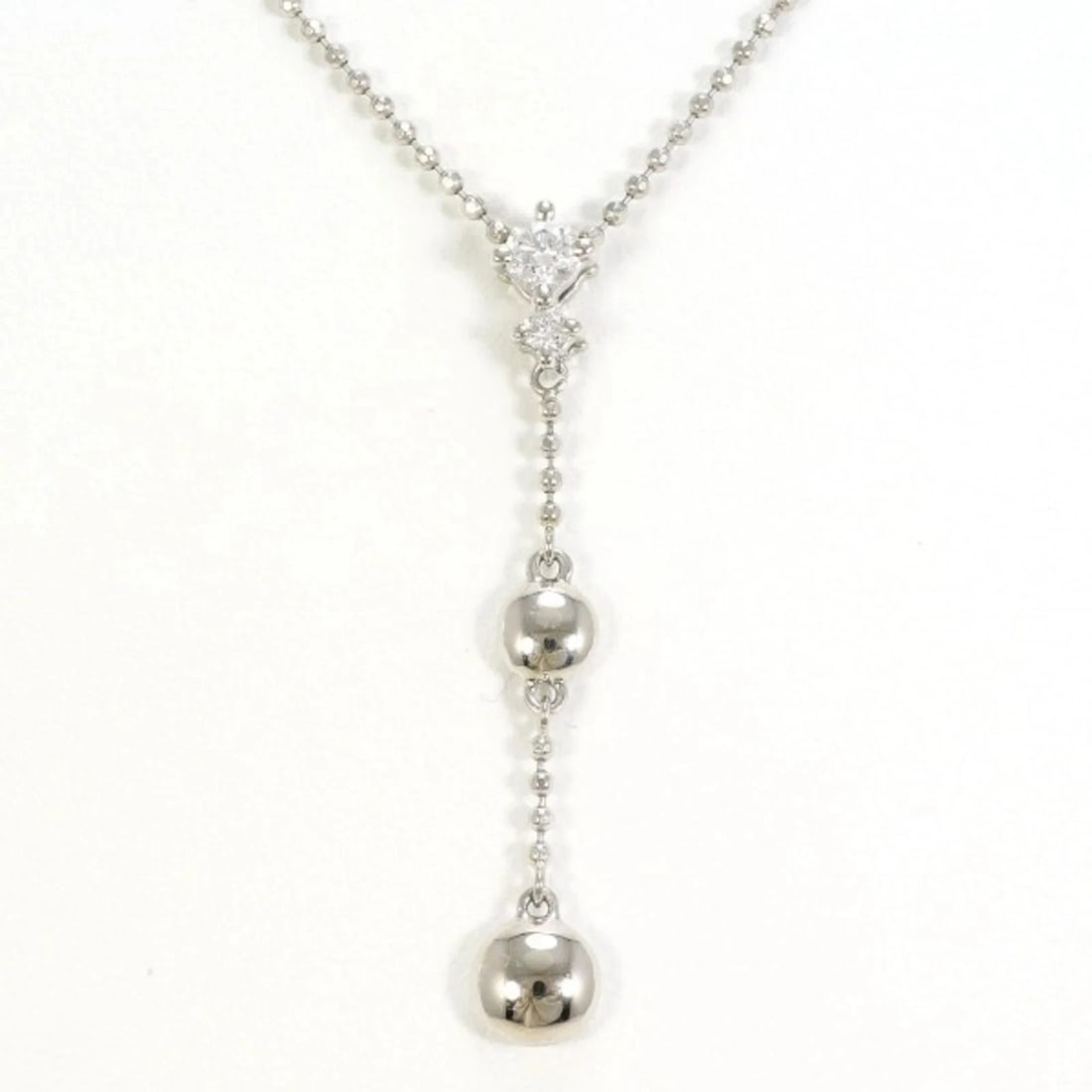 Platinum 900/850 Necklace with Diamond