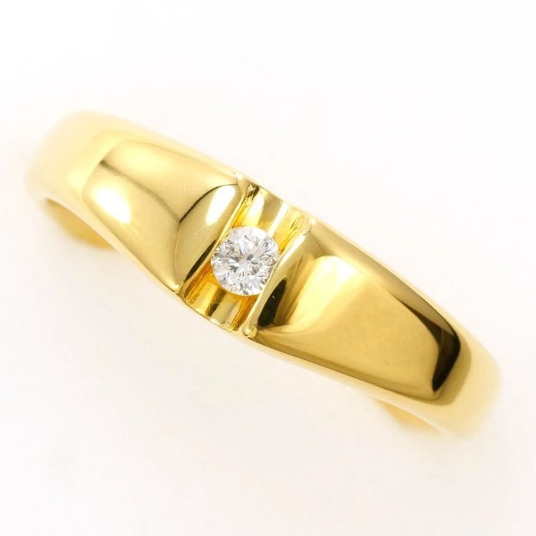 18K Yellow Gold Ring with Diamond (1 of 3)