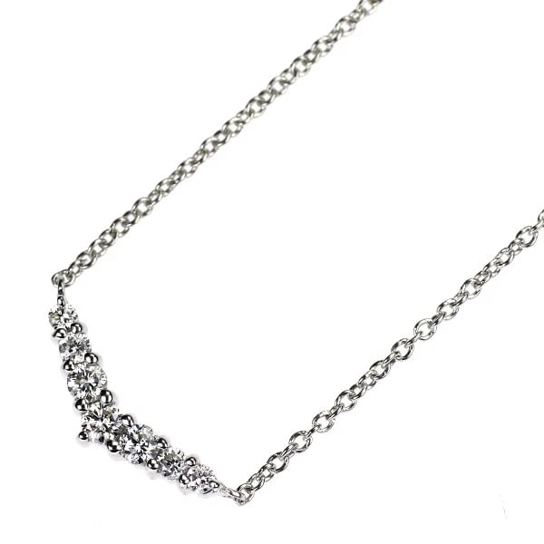 K18WG Diamond Pendant Necklace: K18WG Diamond Pendant Necklace Brand: None Type/Style: pendant necklace Material: K18WG, Color: WG Size: Necklace: Chain Length 40.5 Length/Width/Diameter2.7 Accessories: None Accessories Notice: