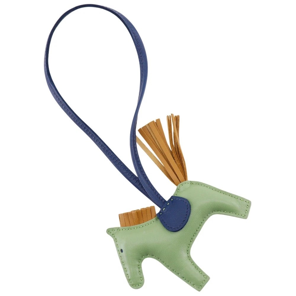 HERMES Rodeo Charm PM charm Veil Cricket: HERMES Rodeo Charm PM charm Veil Cricket Brand: HERMES Type/Style: charm Material: Anyo Miro, Color: Green Size: (CM) 210mm x 90mm Accessories: None Accessories Notice: When purchasing pre-owned