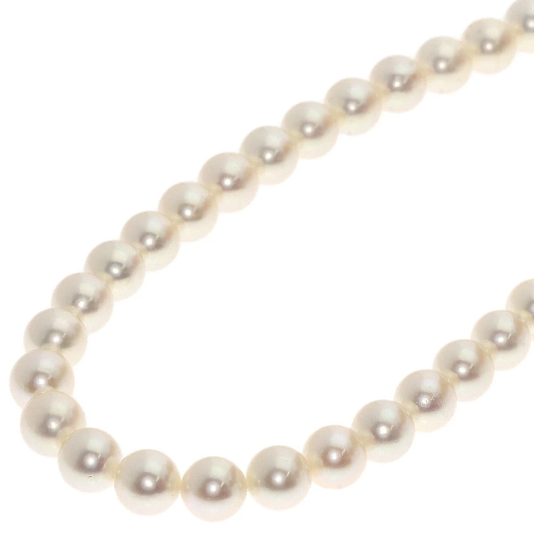 TASAKI PEARL NECKLACE SILVER: TASAKI Pearl Necklace Silver Brand: TASAKI Type/Style: Necklace Material: Silver Main Stone Pearl Color: white Size: Stone Size:0.3inch/7-7.5mm Chain Length:17.1inch/43.5cm Accessories: None <