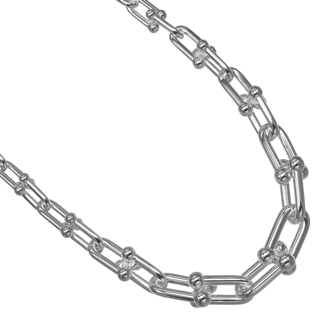 TIFFANY&CO. HARDWARE GRADUATED LINK NECKLACE SILVER925: TIFFANY&Co. Hardware Graduated Link Necklace Silver925 Brand: TIFFANY&Co. Type/Style: Necklace Material: Silver925 Color: Silver Size: Size Remarks? Overall length: 18.7 " Accessories: None