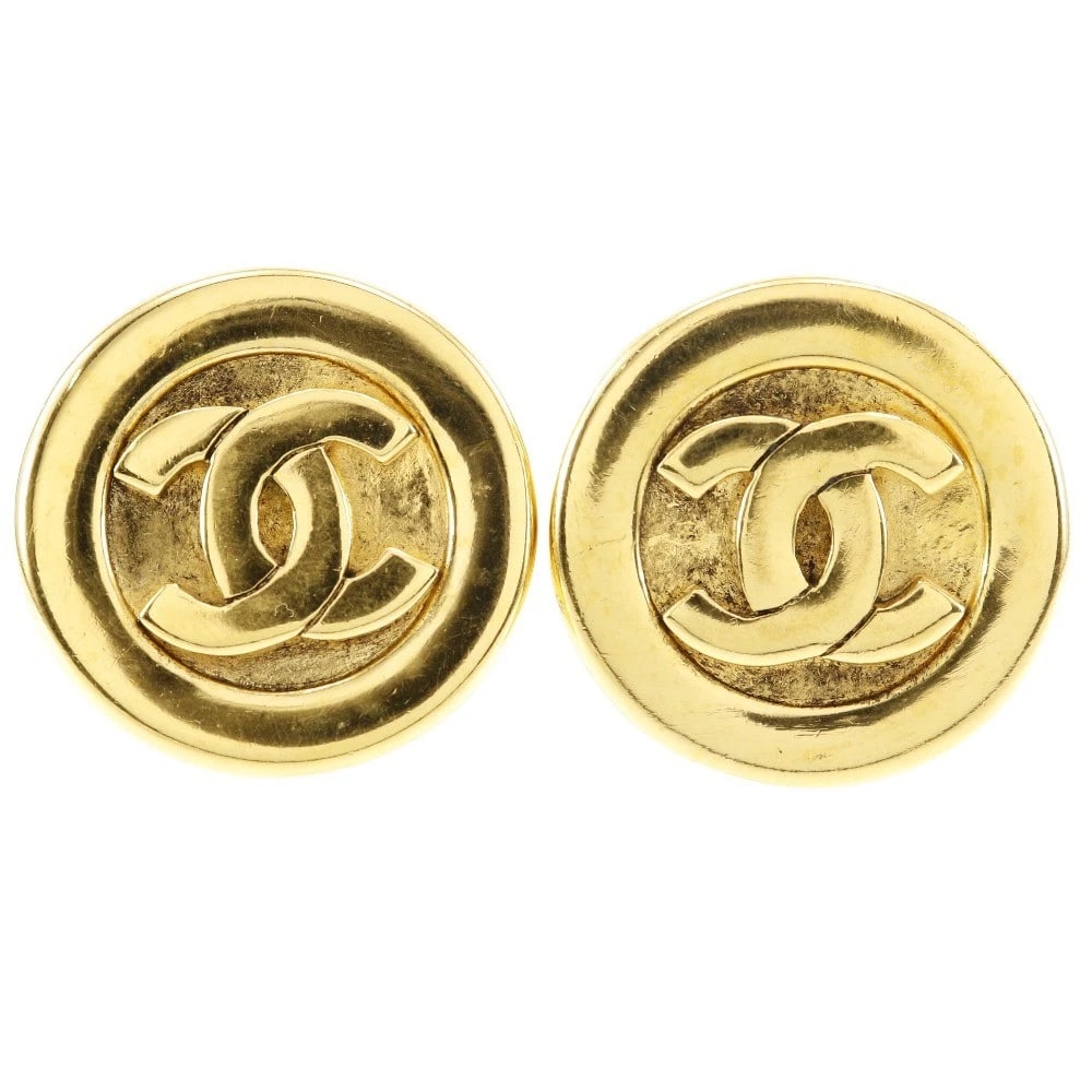 CHANEL COCO MARK EARRING PLATED GOLD: CHANEL COCO Mark Earring Plated Gold Brand: CHANEL Type/Style: Earring Material: Plated Gold Color: Gold Size: Size(CM) 28mm x 28mm Accessories: None Accessories Notice: When purchasing pre-owned