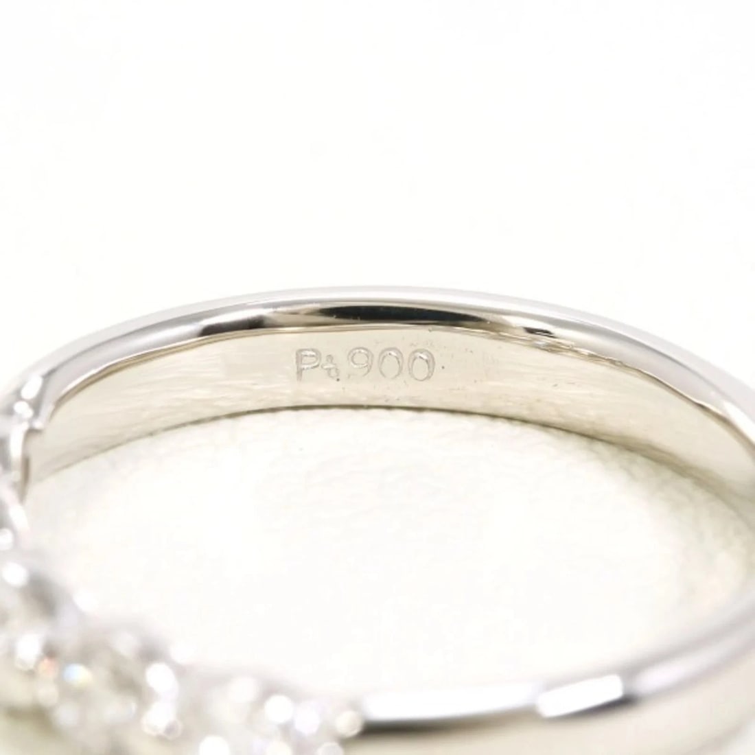 PT900 PLATINUM RING DIAMOND - 4