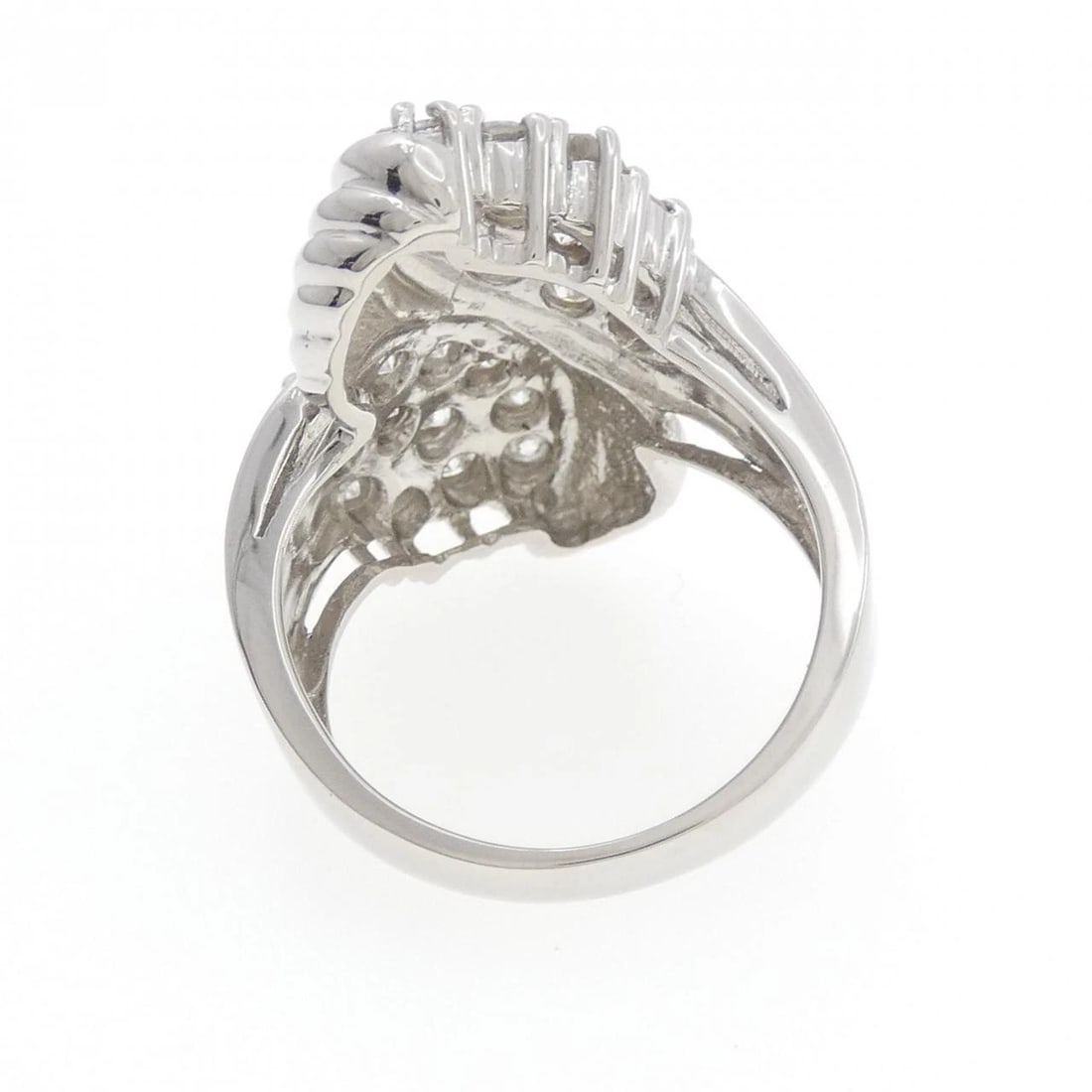 PT900 DIAMOND RING - 3