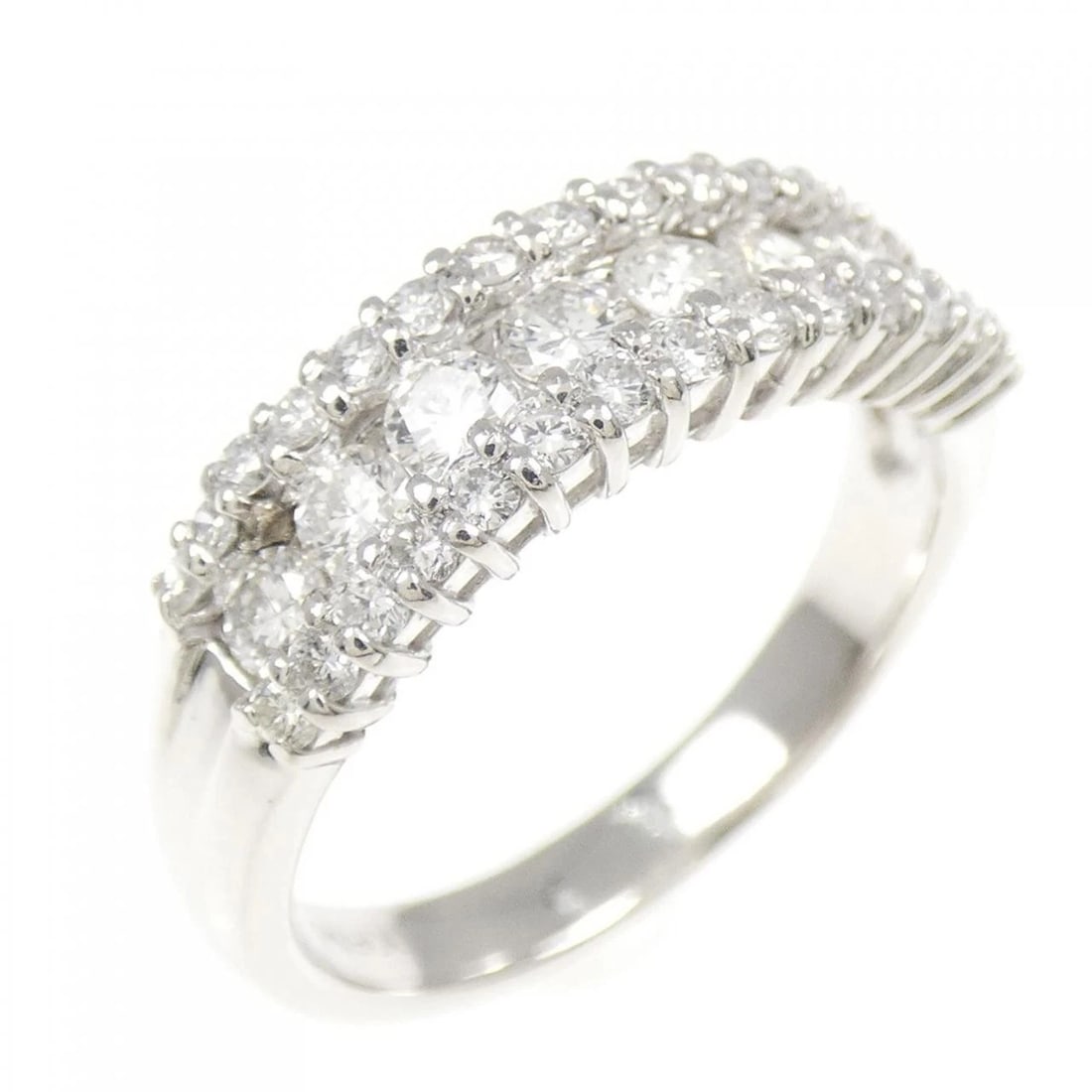 PT900 DIAMOND RING: PT900 Diamond Ring Brand: Unbranded Type/Style: Diamond Ring Material: PT900, Main Stone Natural Color: silver Size: US 6 1/4 Accessories: None Accessories Notice: When purchasing pre-owned goods,