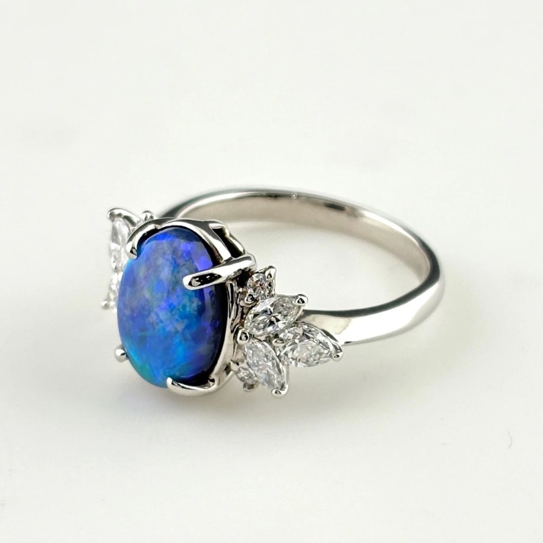 BLACK OPAL DESIGN RING PLATINUM: Black Opal Design Ring Platinum Brand: Unbranded Type/Style: Ring Material: Pt900 Color: Silver Size: US 6.5 to 7 Accessories: None Accessories Notice: When purchasing pre-owned goods, please refer