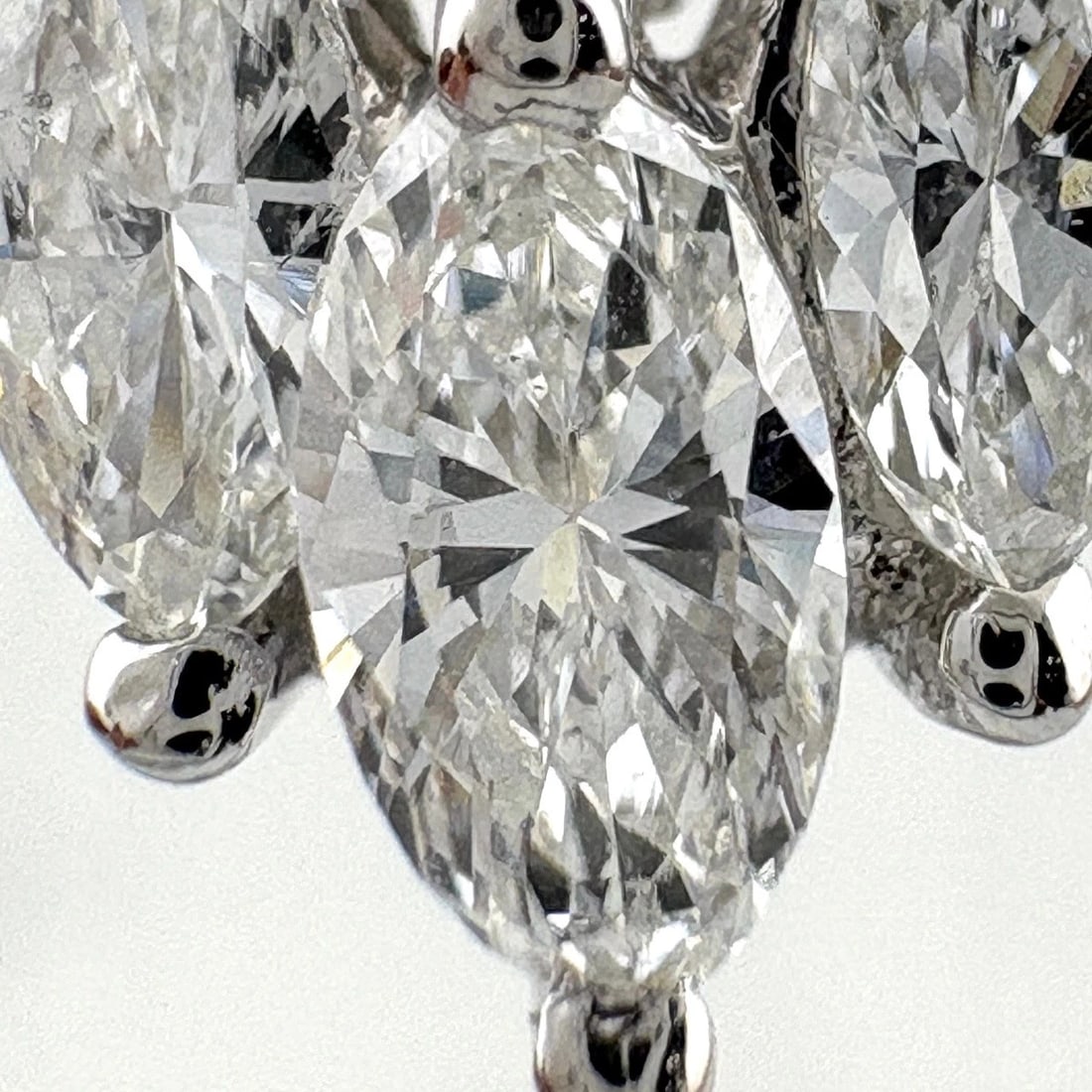 MELEE DIAMOND DESIGN RING - 2