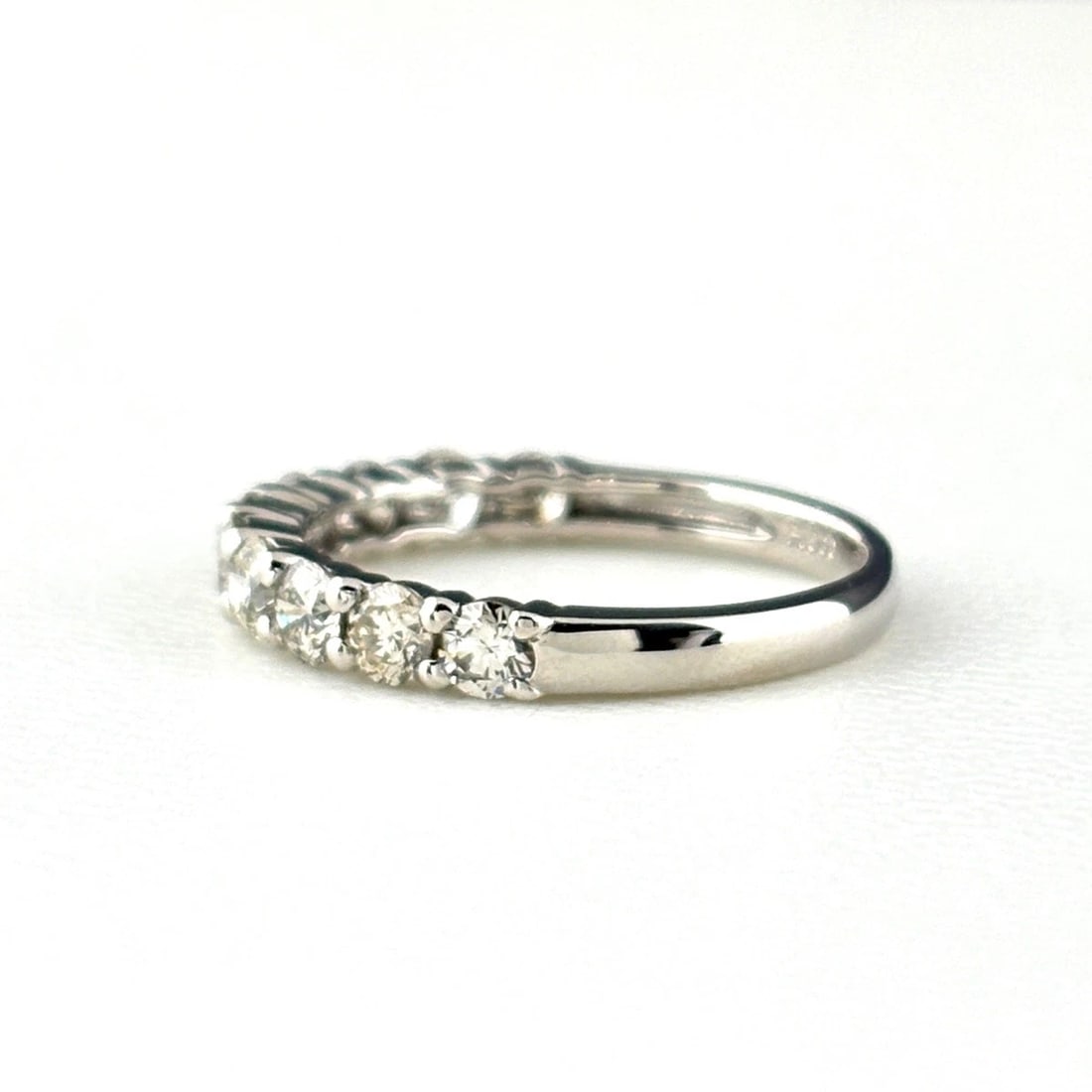 MELEE DIAMOND DESIGN RING - 3