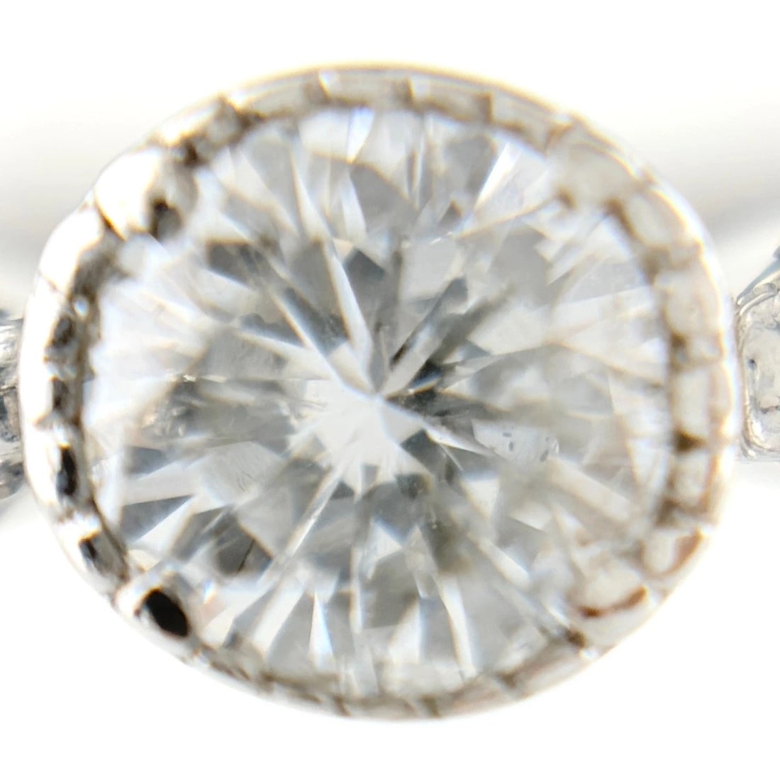 DIAMOND DESIGN RING PLATINUM - 2