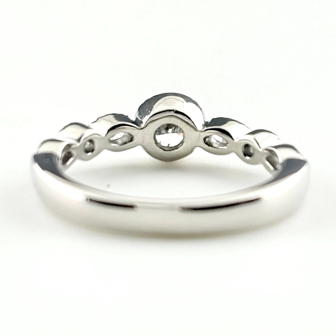 DIAMOND DESIGN RING PLATINUM - 3