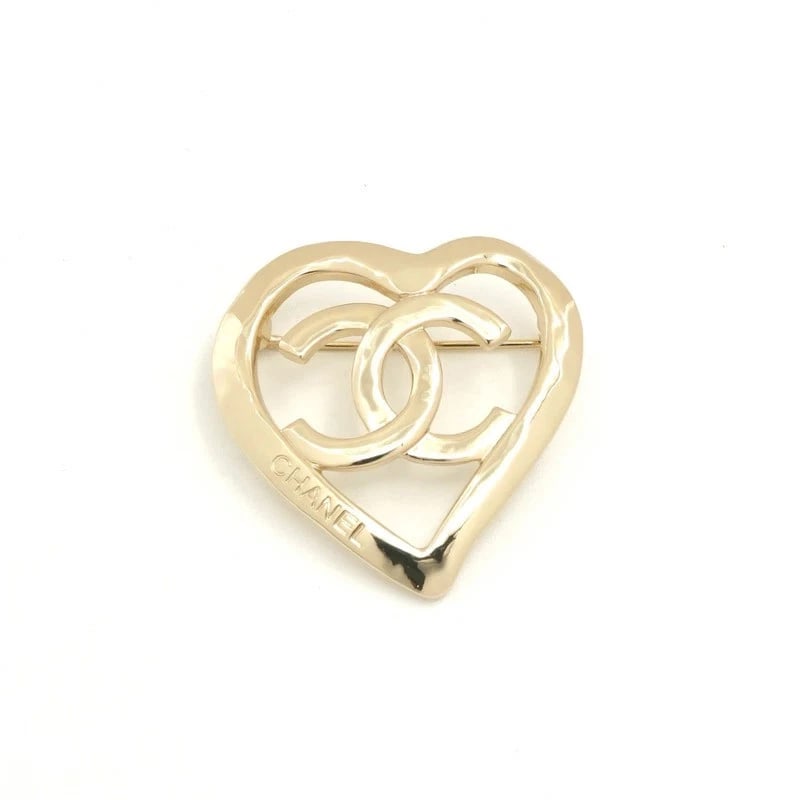 CHANEL GOLD COCO MARK HEART BROOCH: Chanel Gold Coco Mark Heart Brooch Brand: CHANEL Type/Style: Brooch Material: Not specified Color: Gold Size: None Accessories: None Accessories Notice: When purchasing pre-owned goods, please refer