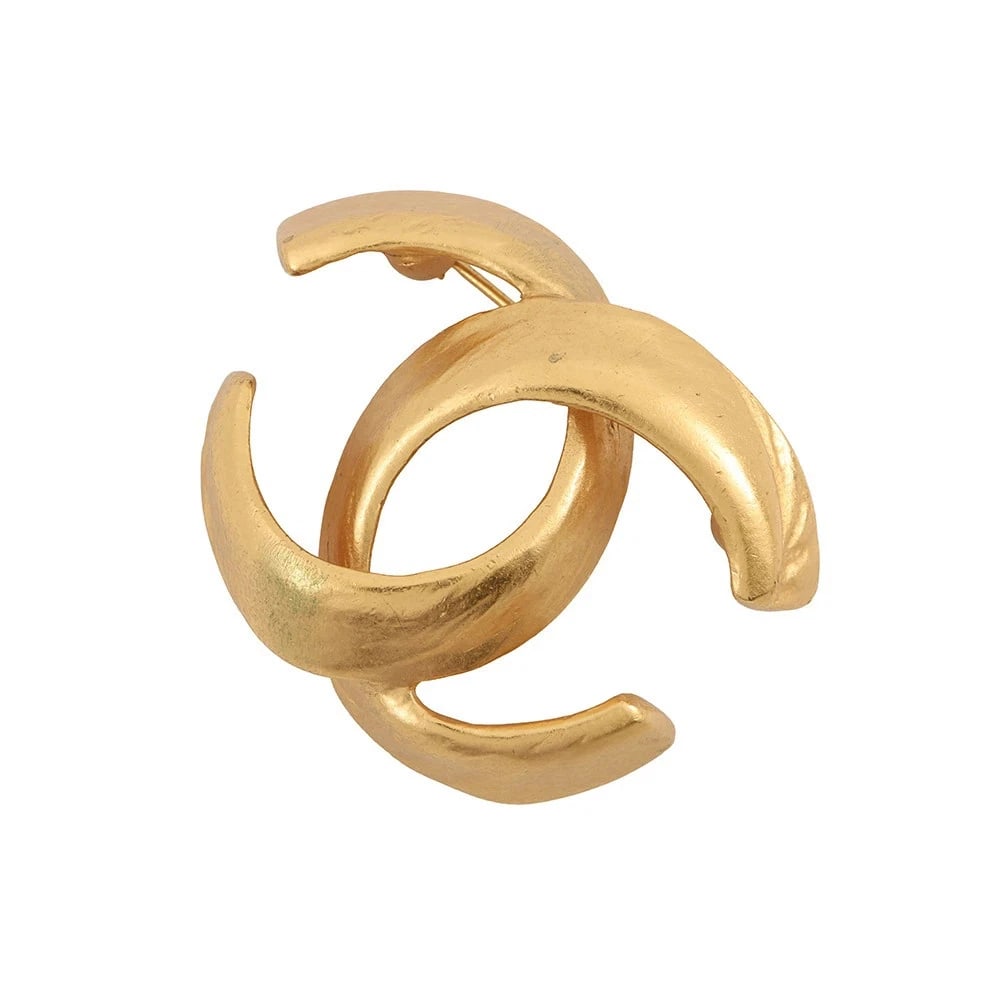 CHANEL BROOCH COCO MARK: Chanel Brooch Coco Mark Brand: CHANEL Type/Style: Brooch Material: Not specified Color: Gold Size: None Accessories: None Accessories Notice: When purchasing pre-owned goods, please refer to the