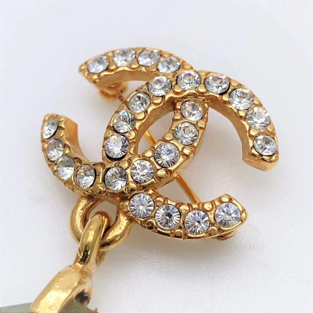 CHANEL RHINESTONE BROOCH - 2