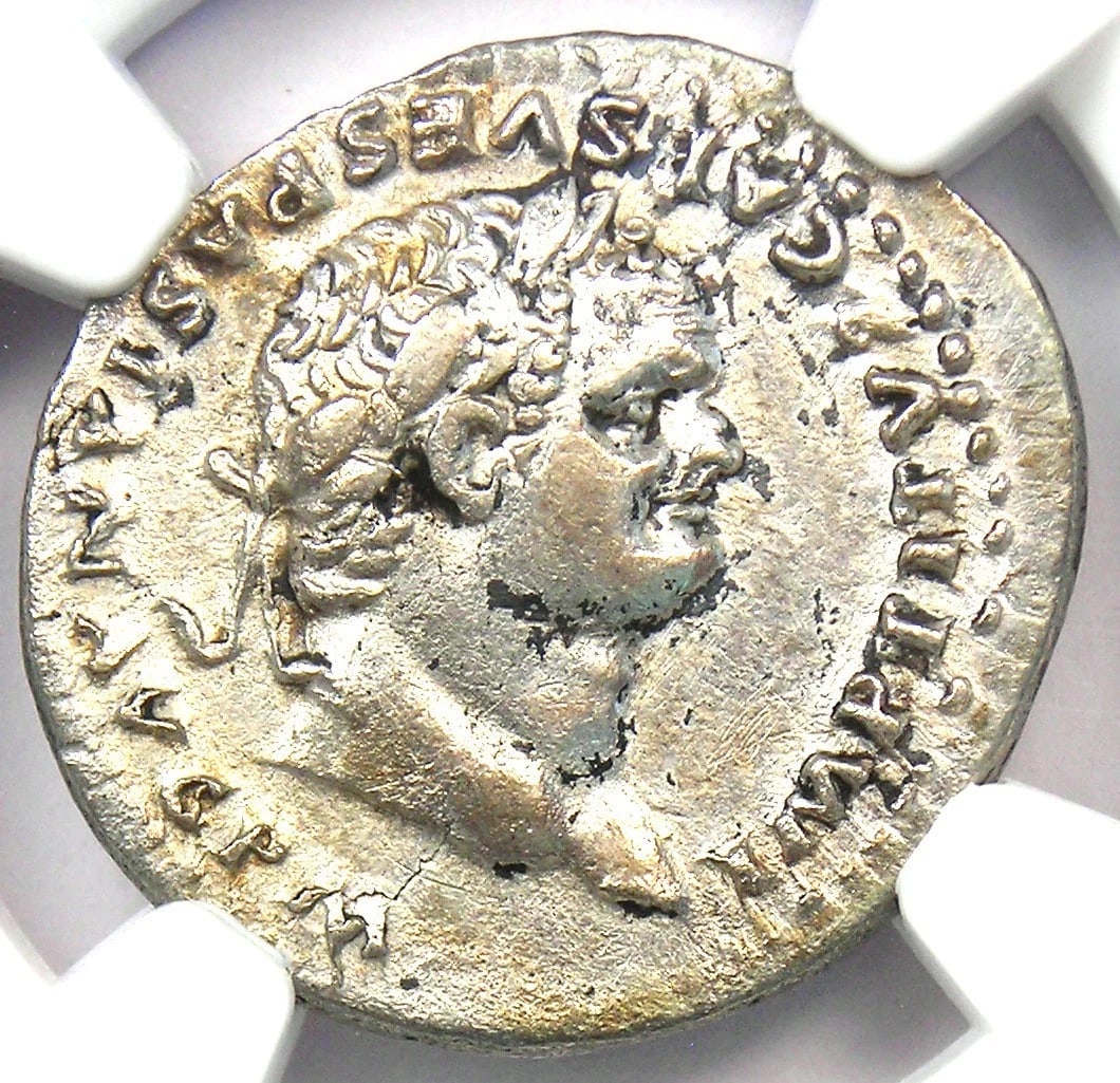 TITUS AR DENARIUS SILVER ROMAN COIN 7: Titus AR Denarius Silver Roman Coin 7 Year : 79 AD Denomination : Denarius Country of Origin : Italy Accessories: None Accessories Notice: When purchasing pre-owned goods, please refer to the photos o
