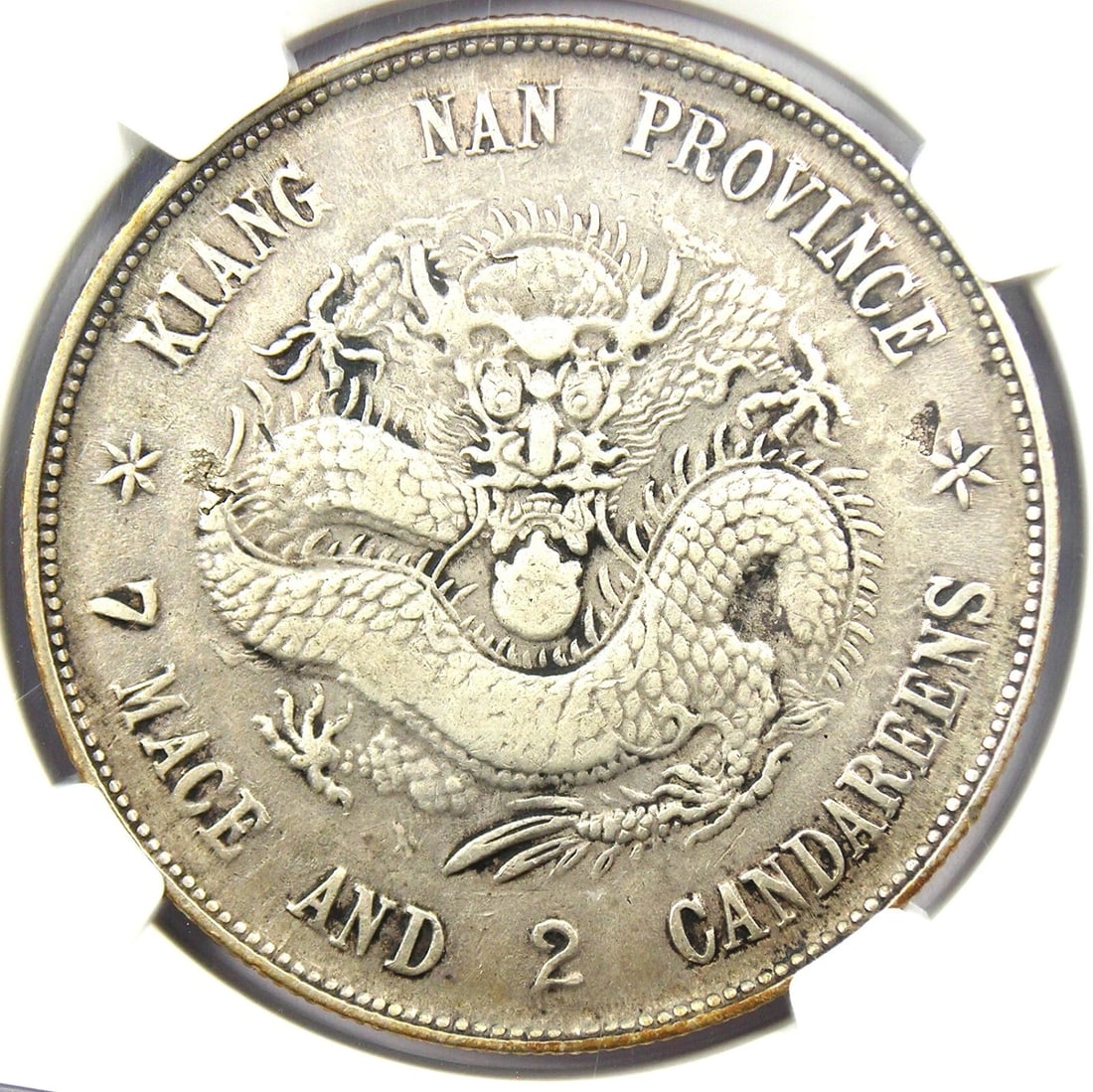 1898 CHINA KIANGNAN DRAGON SILVER DOLLAR $1 COIN: 1898 China Kiangnan Dragon Silver Dollar $1 Coin Year : 1898 Denomination : $1 Country of Origin : China Accessories: None Accessories Notice: When purchasing pre-owned goods, please refer to the phot
