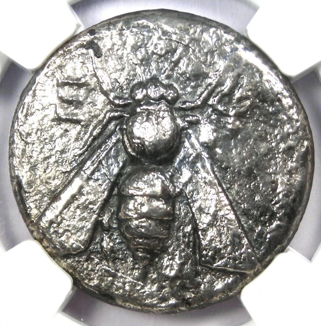 IONIA EPHESUS SILVER AR TETRADRACHM BEE STAG COIN: Ionia Ephesus Silver AR Tetradrachm Bee Stag Coin Year : 300 BC Denomination : Tetradrachm Country of Origin : Greece Accessories: None Accessories Notice: When purchasing pre-owned goods, please refe
