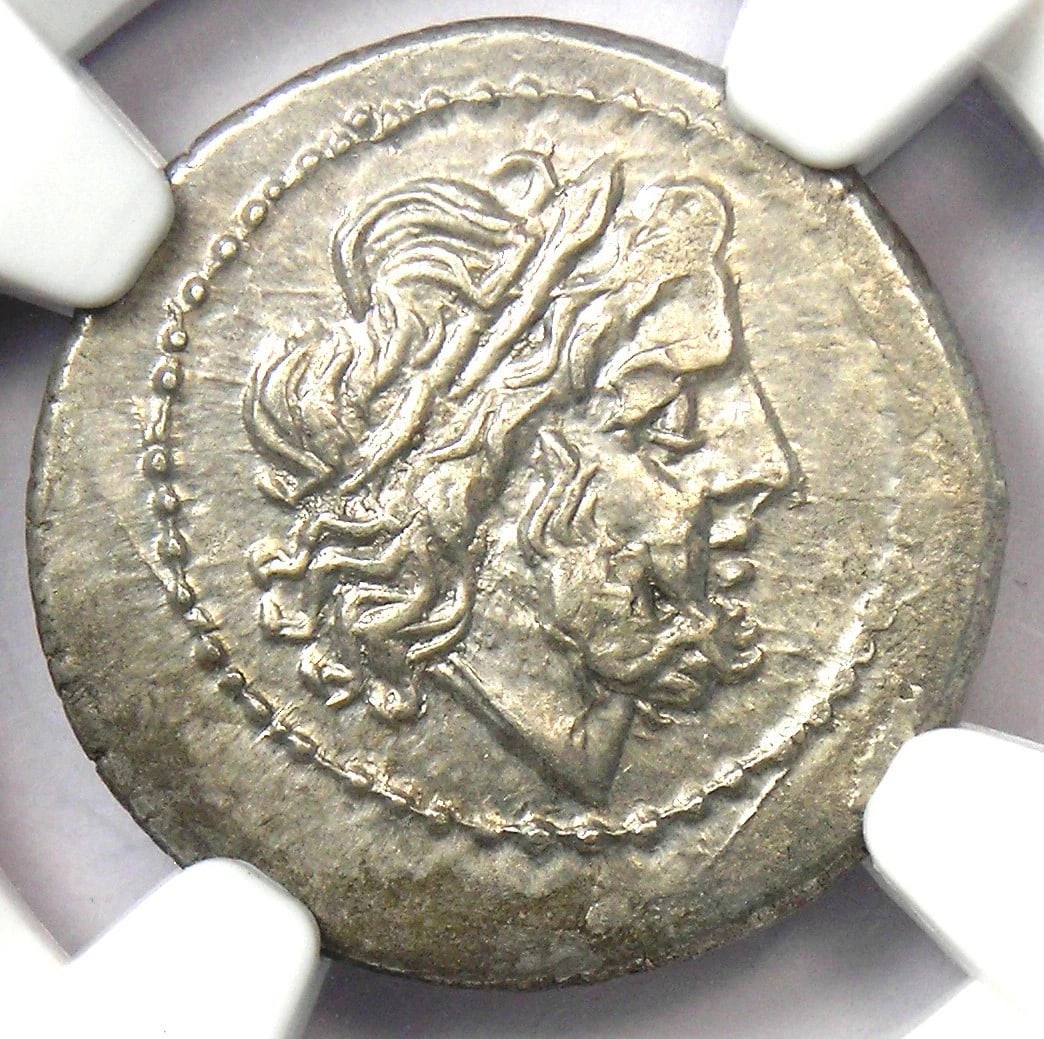 ROMAN REPUBLIC SILVER AR VICTORIATUS COIN: Roman Republic Silver AR Victoriatus Coin Year : 211 BC Denomination : Victoriatus Country of Origin : Italy Accessories: None Accessories Notice: When purchasing pre-owned goods, please refer to the 