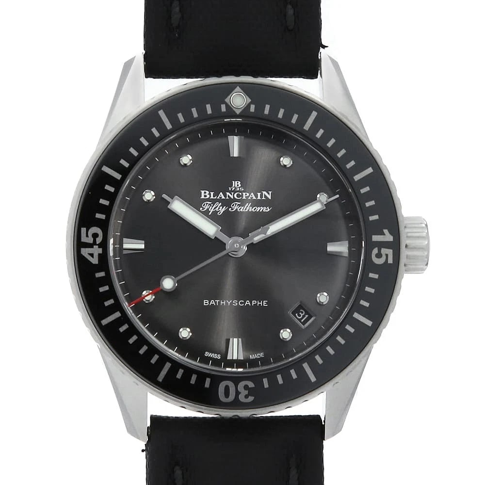 BLANCPAIN FATHOMS BATIS CALFSKIN WATCH: BLANCPAIN Fathoms Batis Calfskin watch Brand: BLANCPAIN Type/Style: Wrist watch Material: Band Material canvas, Case Material Stainless Steel Color: Dial Color Black Size: Case:W38mm Accessories: