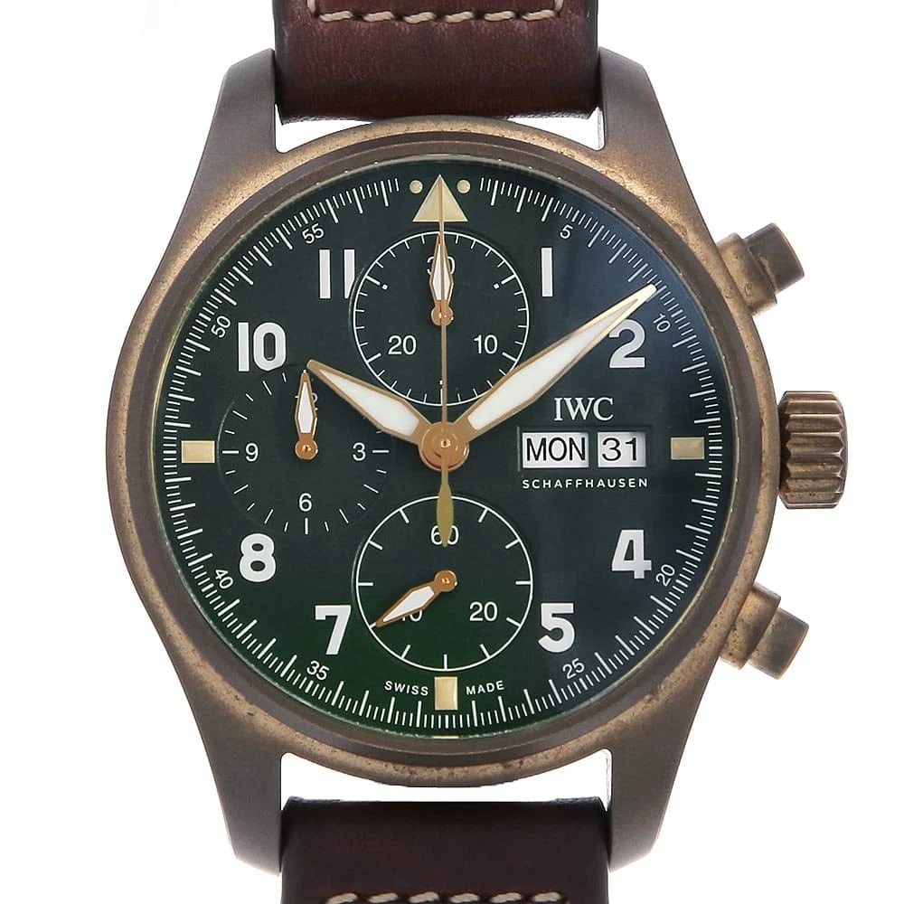IWC PILOT'S WATCH CHRONOGRAPH WATCH: IWC Pilot's Watch Chronograph watch Brand: IWC Type/Style: Wrist watch Material: Band Material Calfskin, Case Material Bronze Color: Dial Color Green Size: Case:W41mm Accessories: None Acc