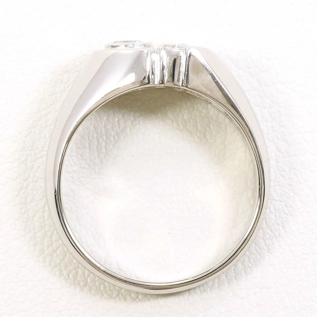 PLATINUM 900 RING WITH DIAMOND - 3