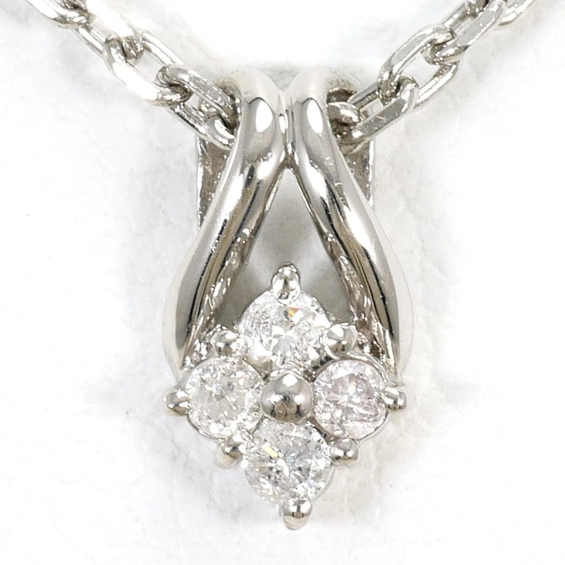 PLATINUM 900/850 NECKLACE WITH DIAMOND