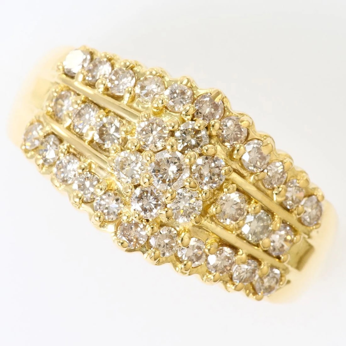 K18 18K GOLD RING DIAMOND: K18 18k gold Ring Diamond Brand: No Brand Type/Style: Ring Material: 18k gold, Main Stone Diamond Color: Gold Size: US 8 1/2 Accessories: None Accessories Notice: When purchasing pre-owned
