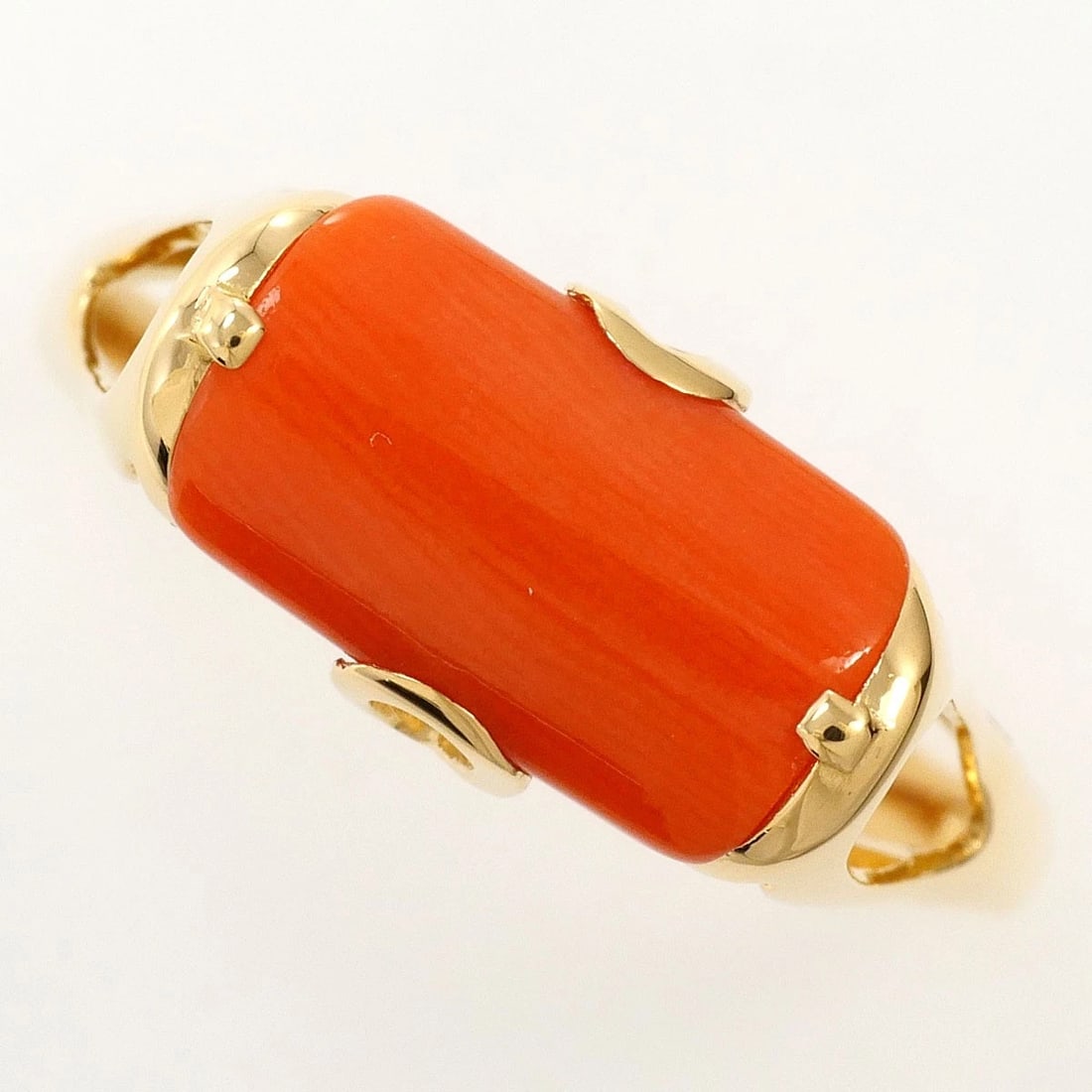 K18 18K GOLD RING CORAL: K18 18k gold Ring Coral Brand: No Brand Type/Style: Ring Material: 18k gold, Main Stone Coral Color: gold Size: US 9 1/4 Accessories: None Accessories Notice: When purchasing pre-owned goo
