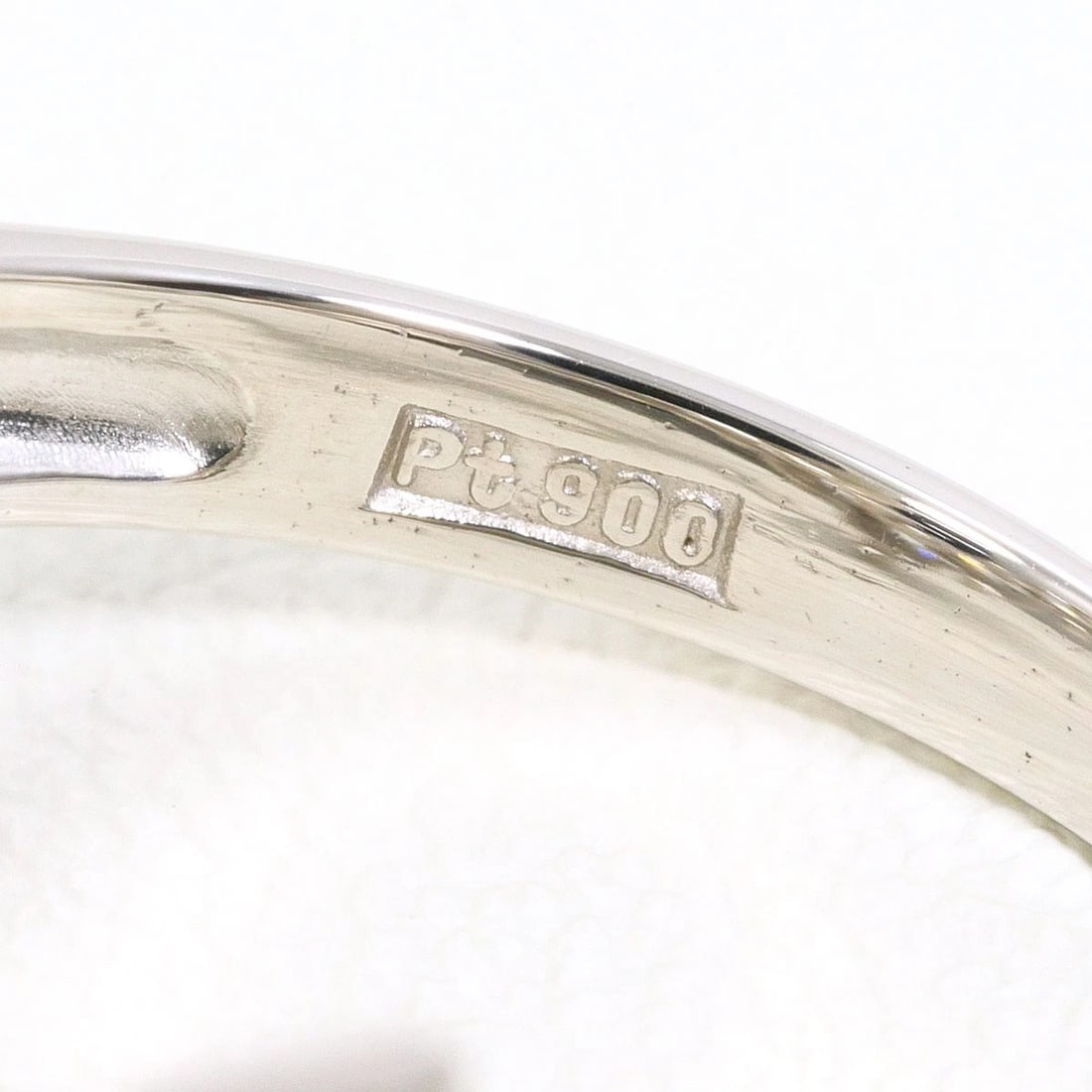 PT900 PLATINUM RING DIAMOND - 2