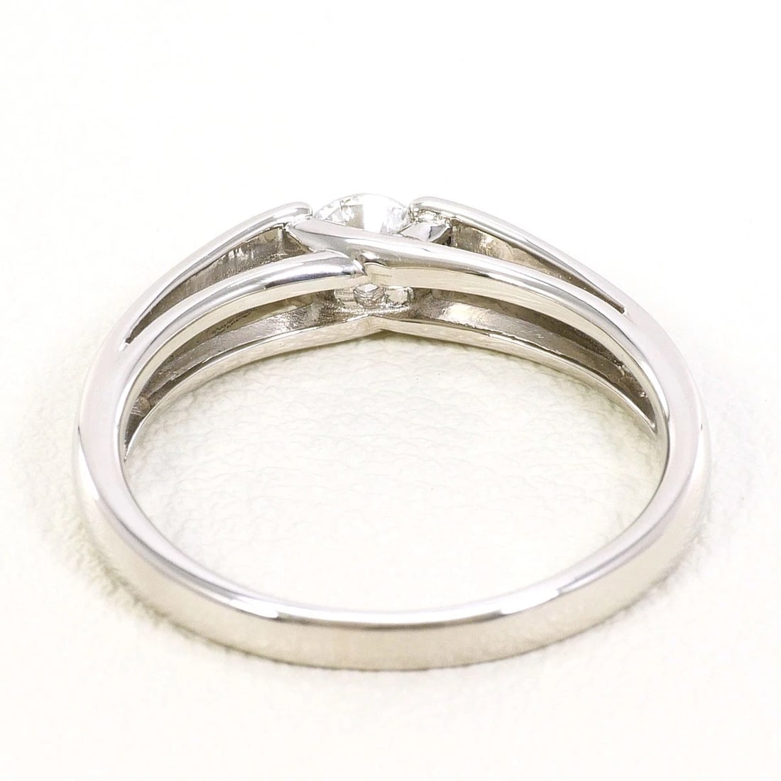 PT900 PLATINUM RING DIAMOND - 4