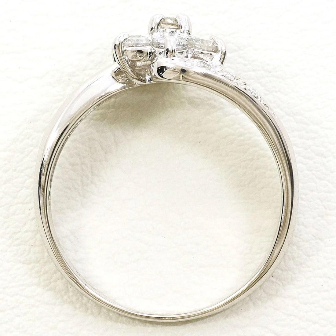 PT900 PLATINUM RING DIAMOND - 3