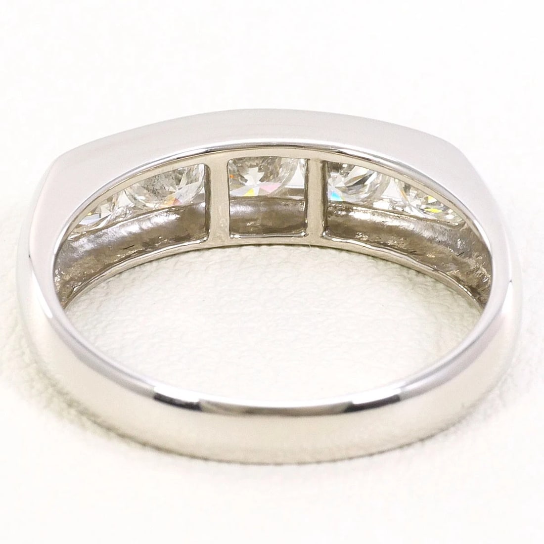 PT900 PLATINUM RING DIAMOND - 4
