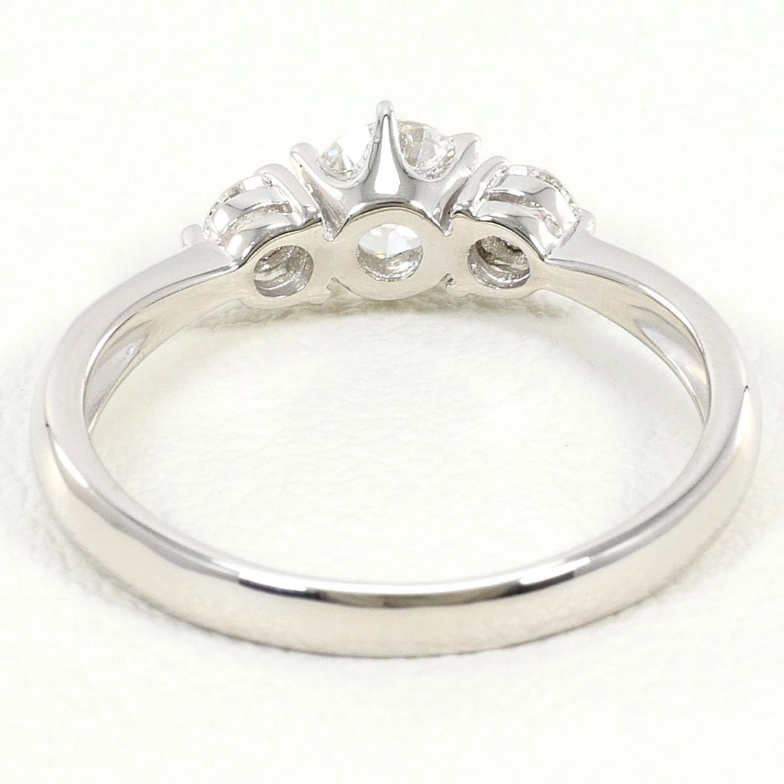 PT900 PLATINUM RING DIAMOND - 4