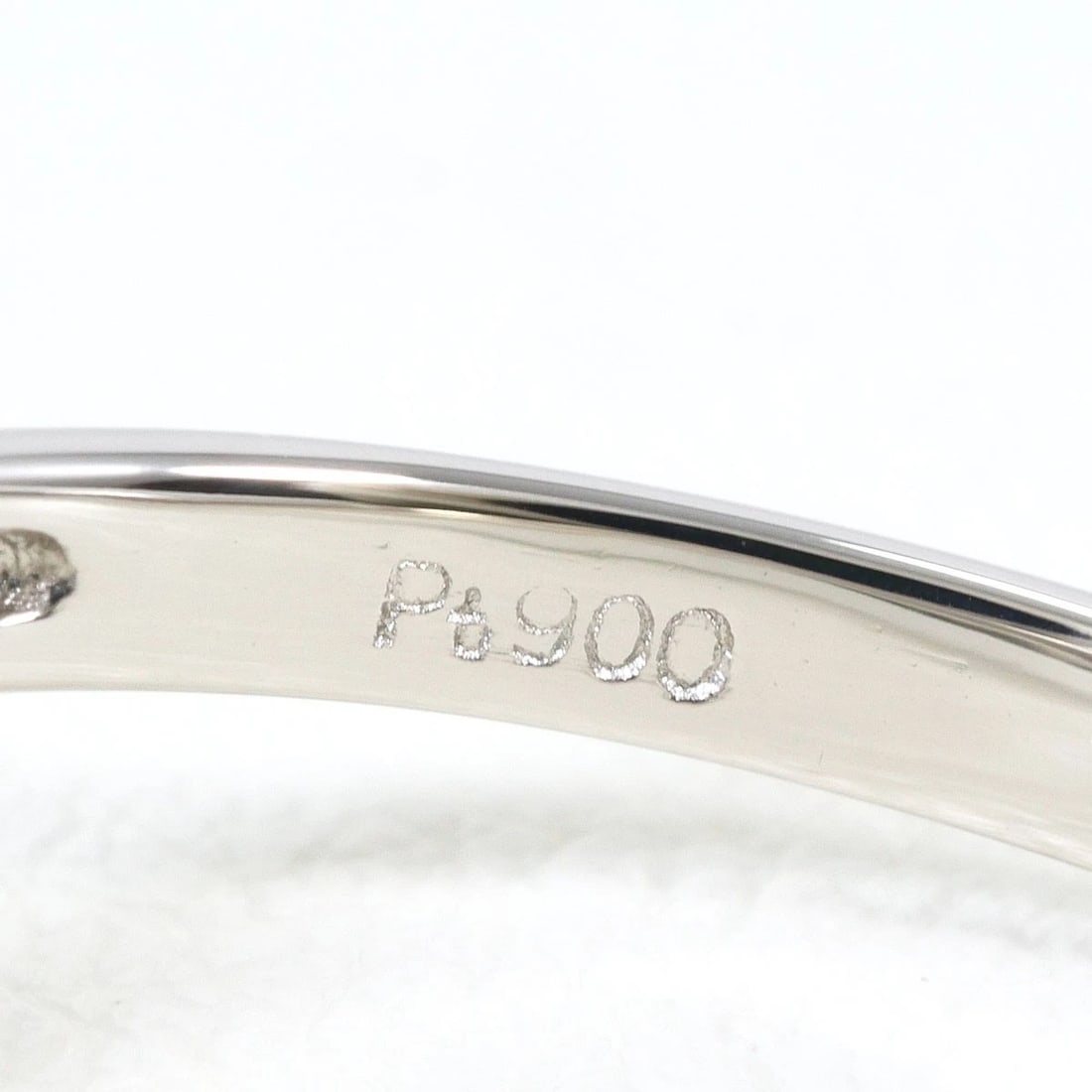 PT900 PLATINUM RING DIAMOND - 2