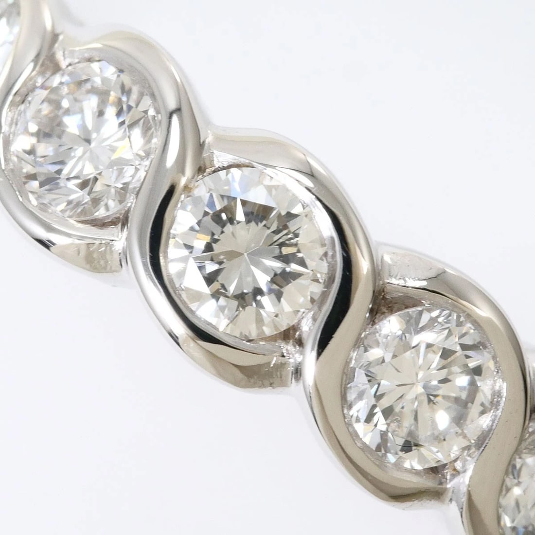 PT900 PLATINUM RING DIAMOND - 2