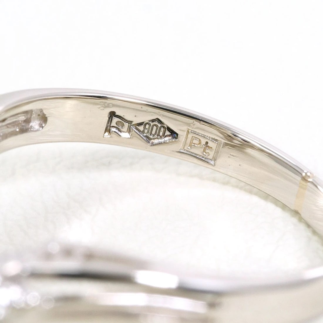 PT900 PLATINUM RING DIAMOND - 2